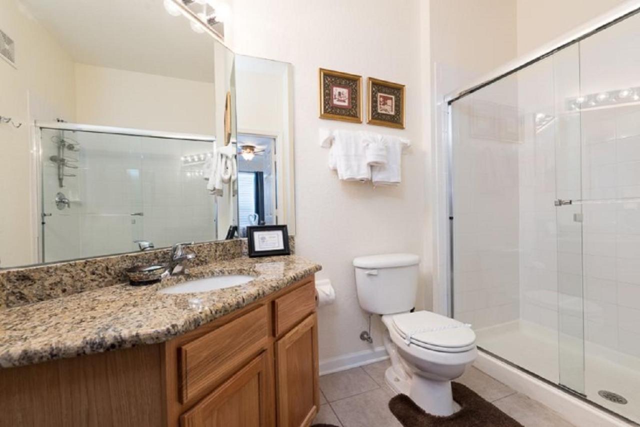 Luxurious Condo - Just 2 Miles From Disney #404 Orlando Exteriör bild
