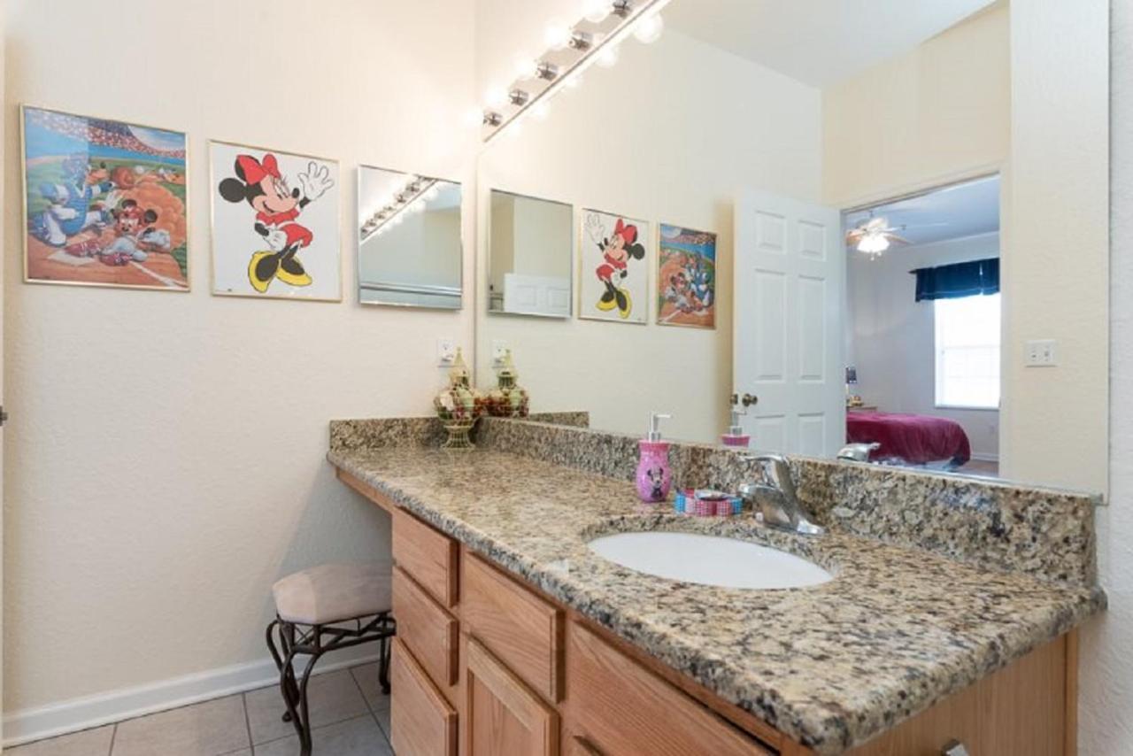 Luxurious Condo - Just 2 Miles From Disney #404 Orlando Exteriör bild