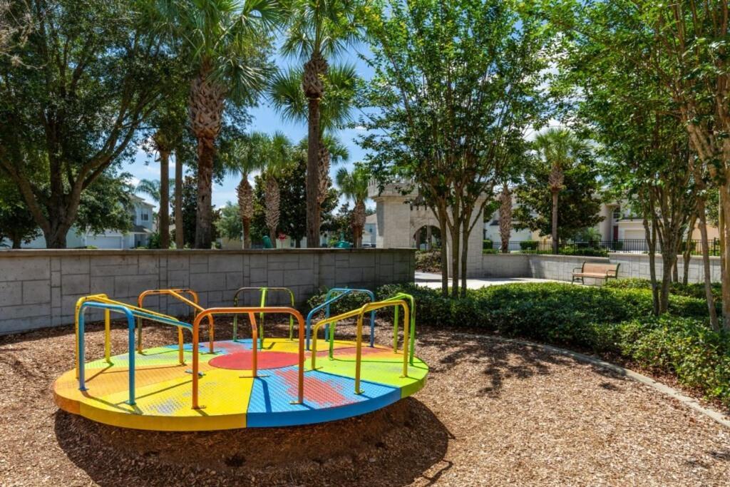Luxurious Condo - Just 2 Miles From Disney #404 Orlando Exteriör bild
